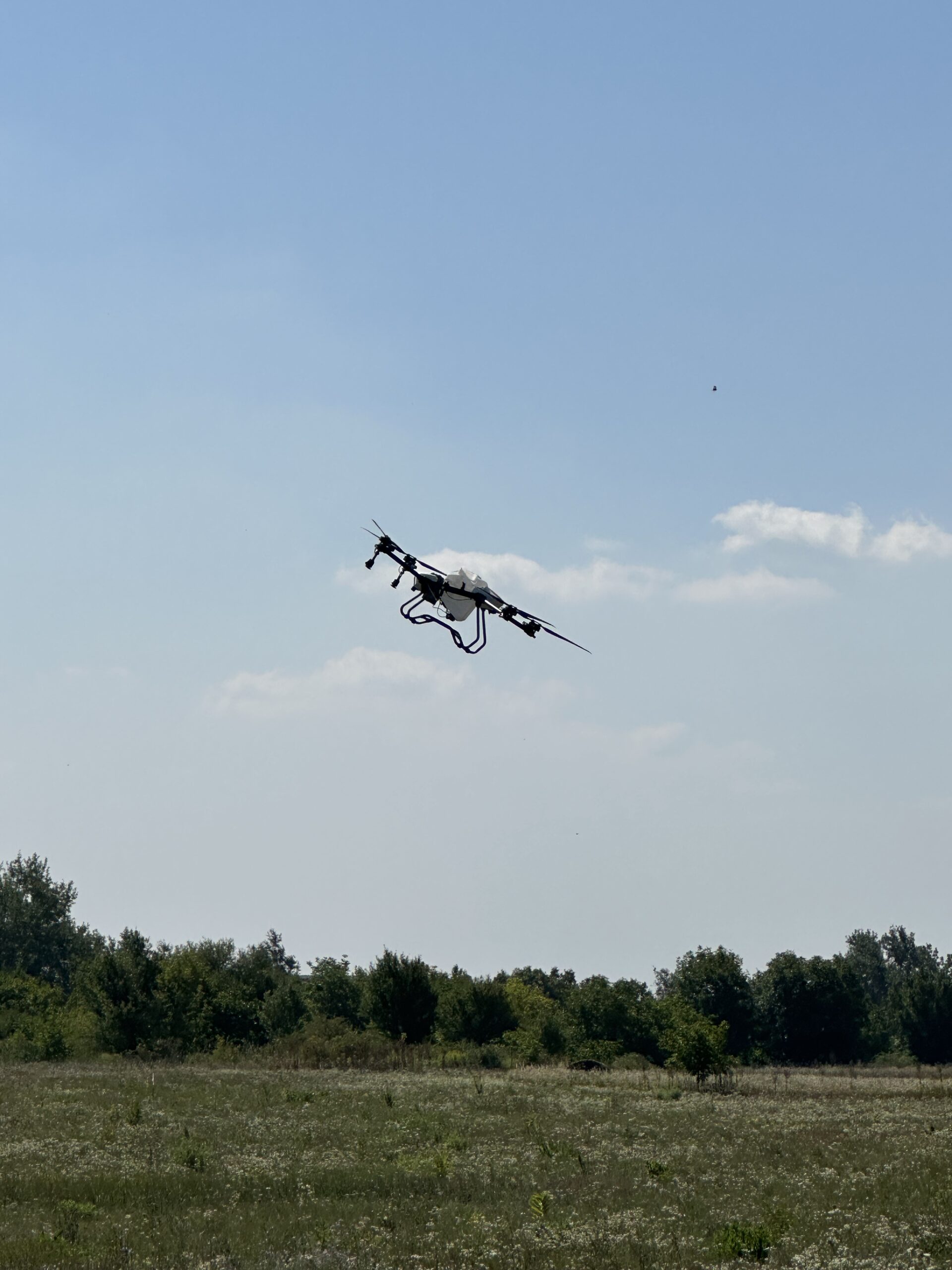 L50 — High-Capacity Agricultural Spraying & Cleaning Drone - Image 4